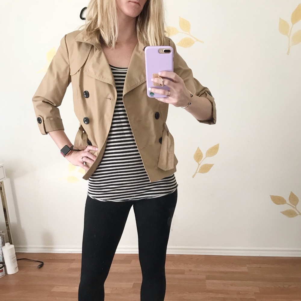 H&M rain jacket pea coat SUPER cute and fitted!